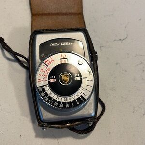 Vintage gold crest Vintage Lentar Light Meter Japan